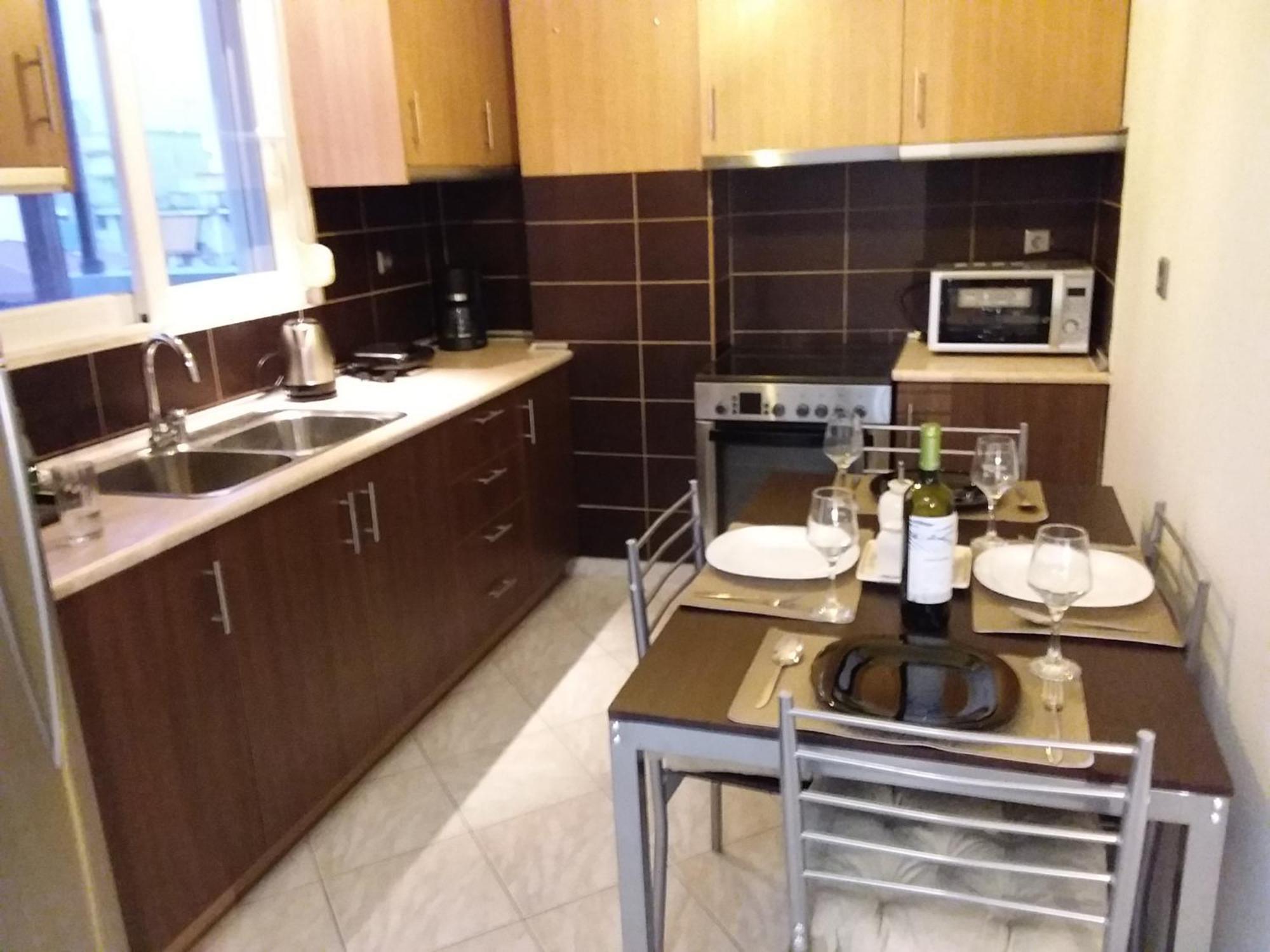 Gazi View Apartments #1 Афины Экстерьер фото